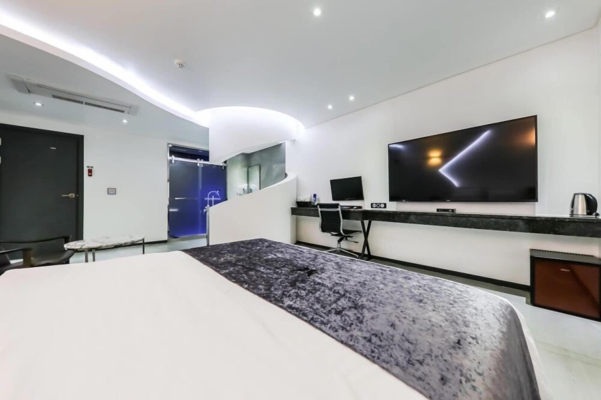 Seosan Aria Hotel Экстерьер фото