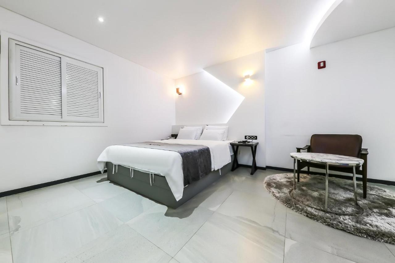 Seosan Aria Hotel Экстерьер фото