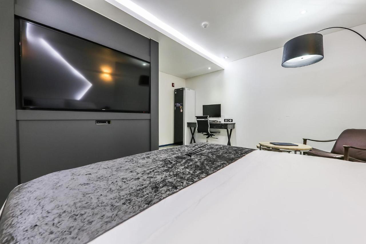Seosan Aria Hotel Экстерьер фото